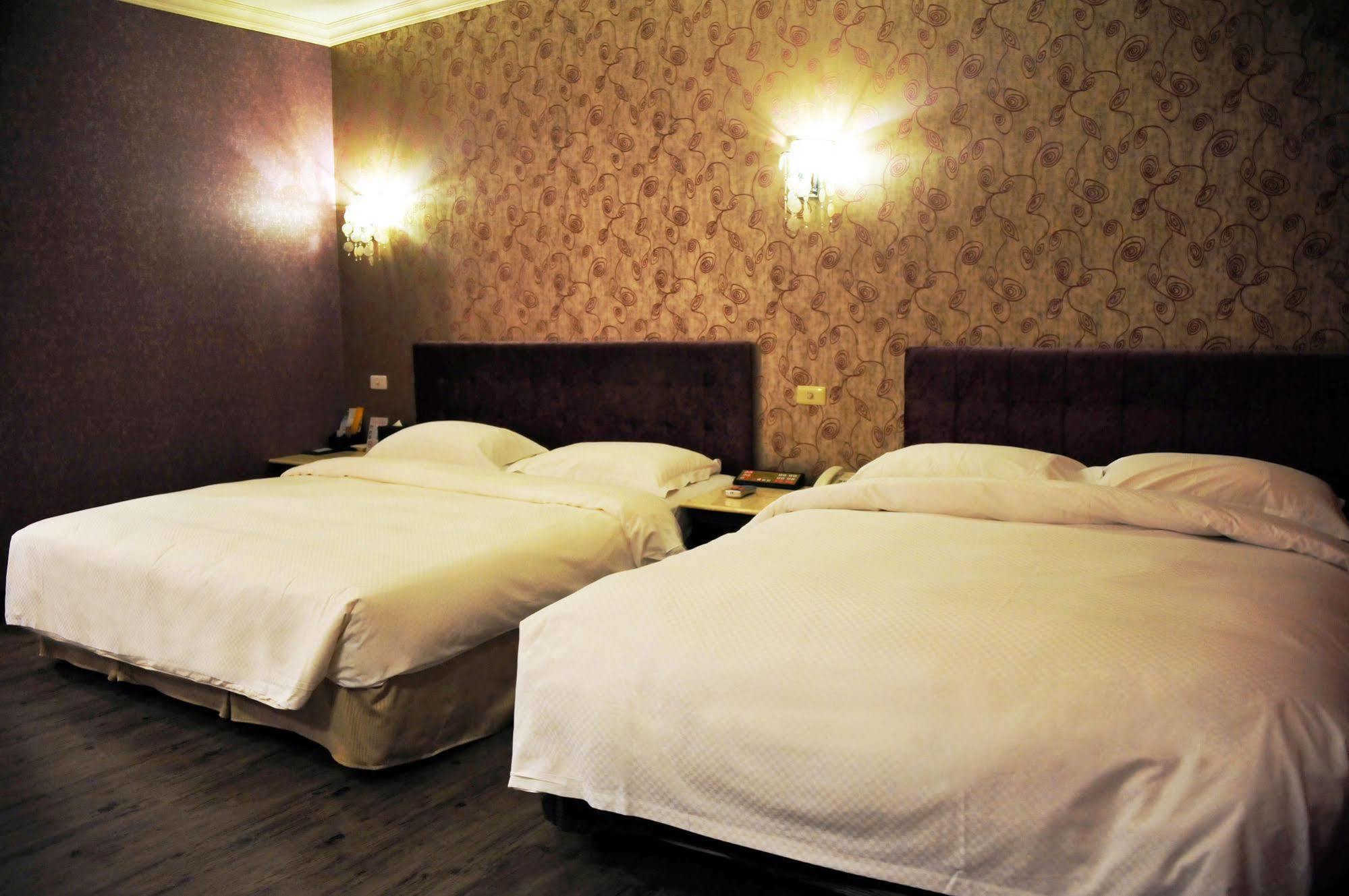 The Riverside Hotel & Motel Kaohsiung Exterior foto