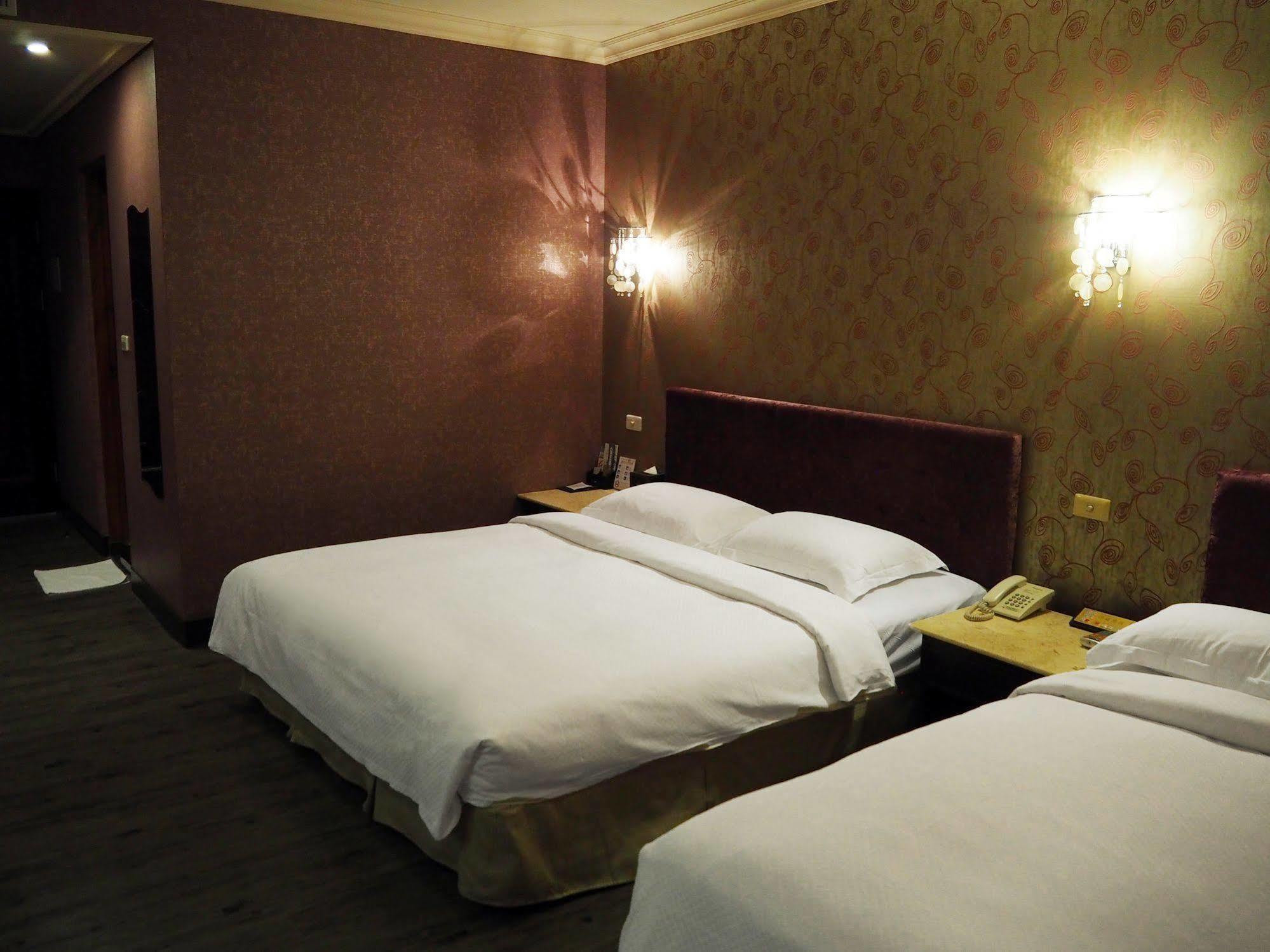 The Riverside Hotel & Motel Kaohsiung Exterior foto