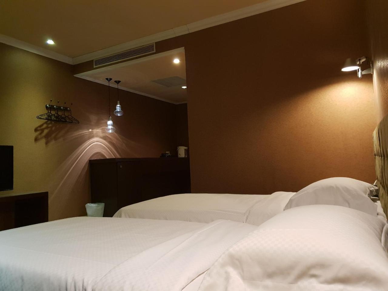 The Riverside Hotel & Motel Kaohsiung Exterior foto